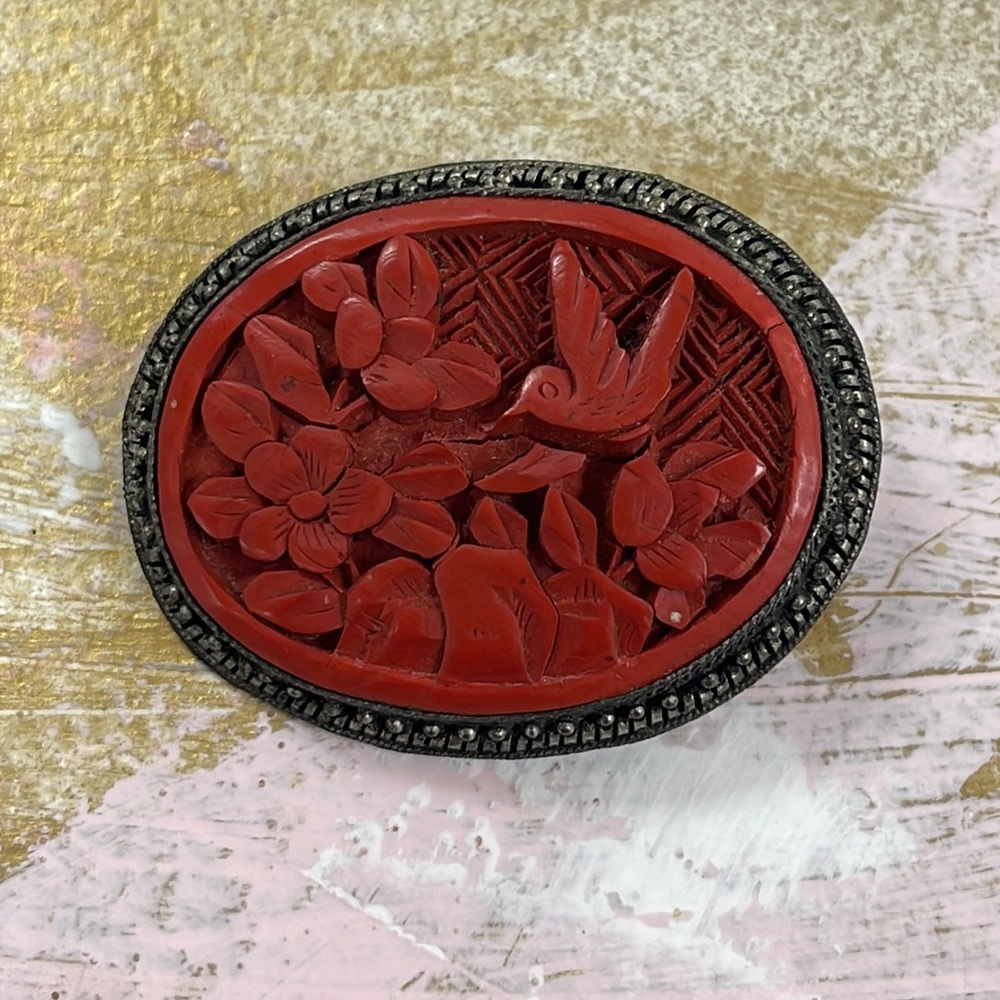 Antique, Rare, 1900s authentic Cinnabar Carved Brooch Chinese Export